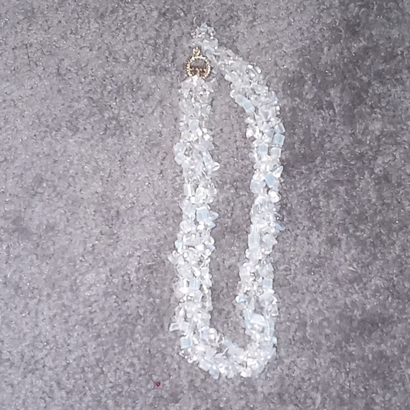 Beautiful Aurora Quartz 18" Cluster Necklace W/ Silver Tone Closure - Picture 1 of 8